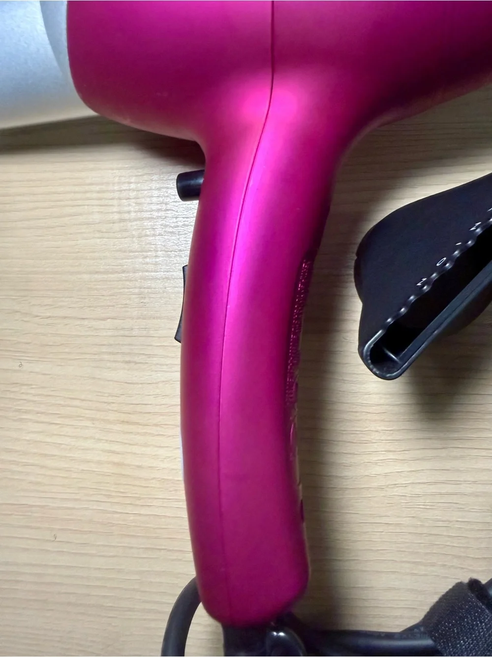 CHI Pink Hair Dryer Concentrator Attachment Model GF8007 1500W Low EMF